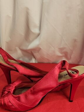 Fioni Night Red Satin Knot Slingback Heels